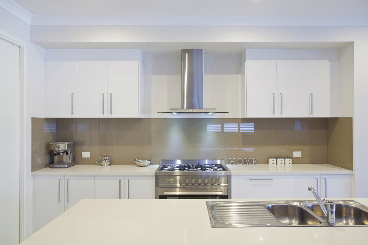 ICE WHITE QUARTZ PROJECT IN ELK GROVE VILLAGE